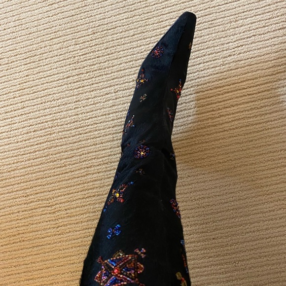 FENDI black pony boots with incredible beading - Picture 7 of 12